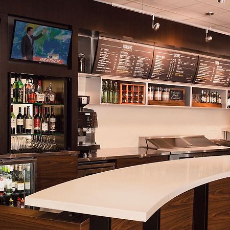 Courtyard By Marriott Cape Girardeau Downtown Hotell Exteriör bild