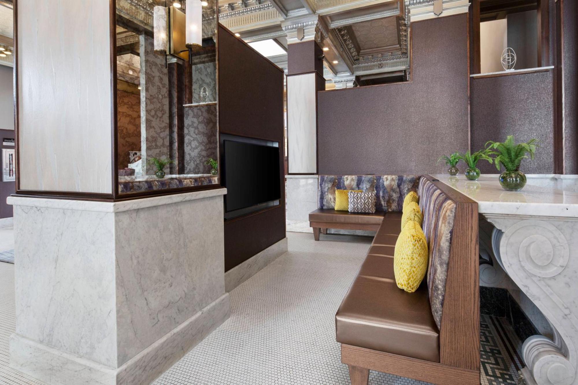Courtyard By Marriott Cape Girardeau Downtown Hotell Exteriör bild