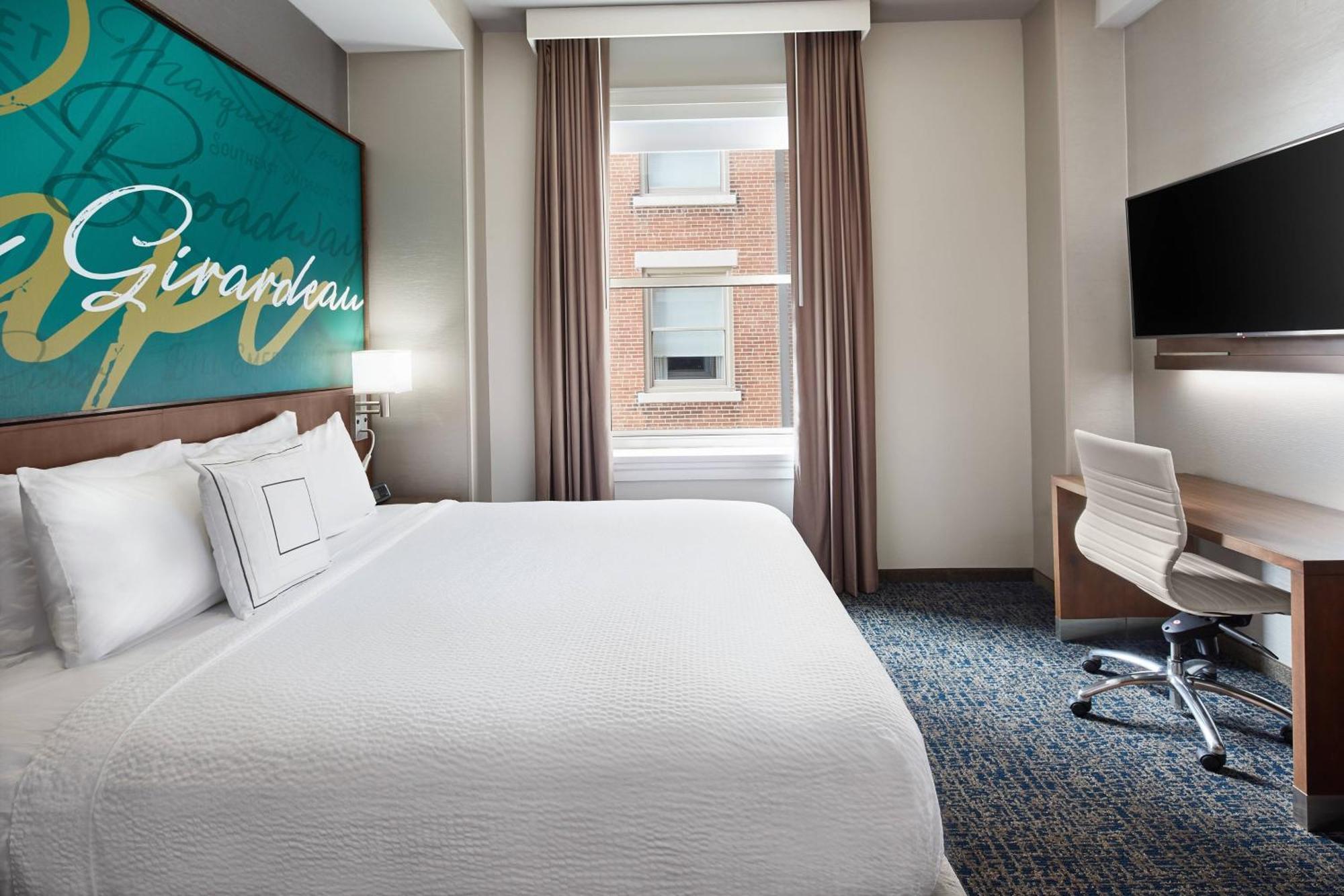 Courtyard By Marriott Cape Girardeau Downtown Hotell Exteriör bild