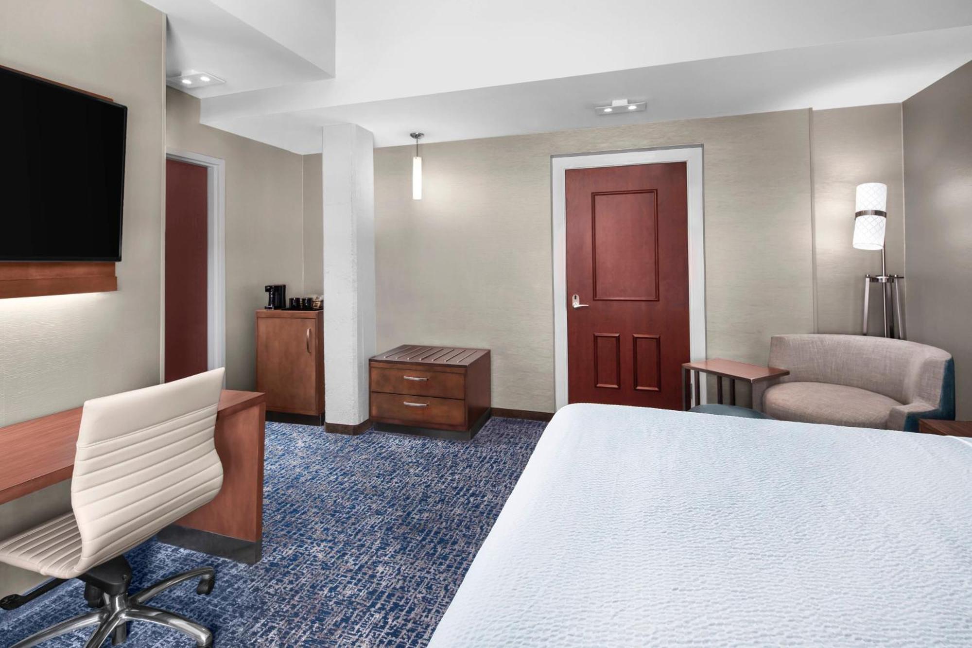 Courtyard By Marriott Cape Girardeau Downtown Hotell Exteriör bild