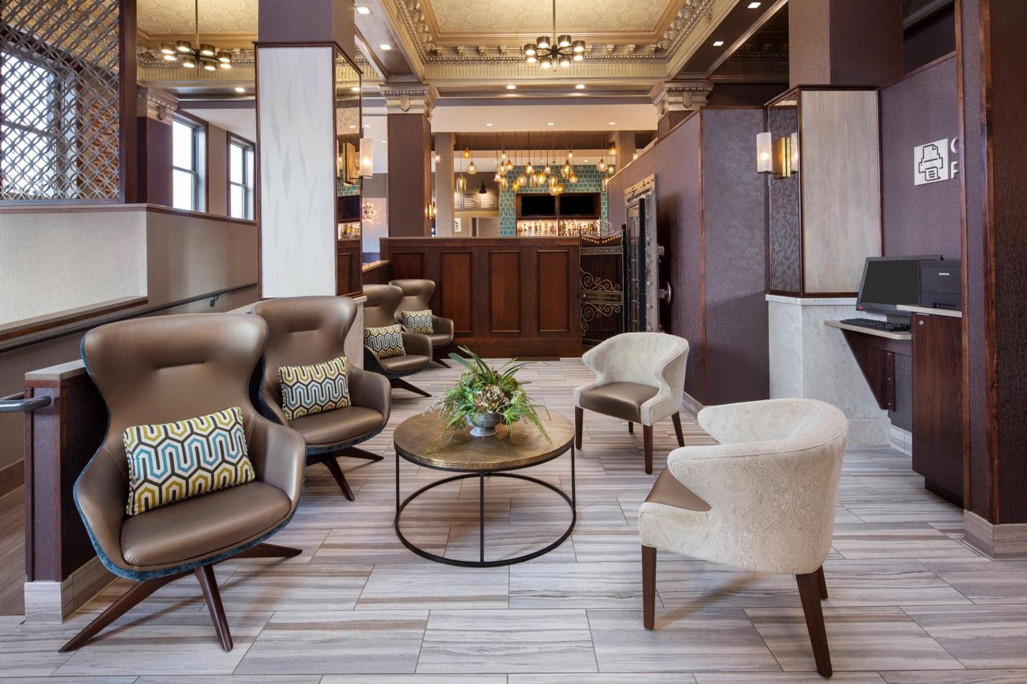Courtyard By Marriott Cape Girardeau Downtown Hotell Exteriör bild