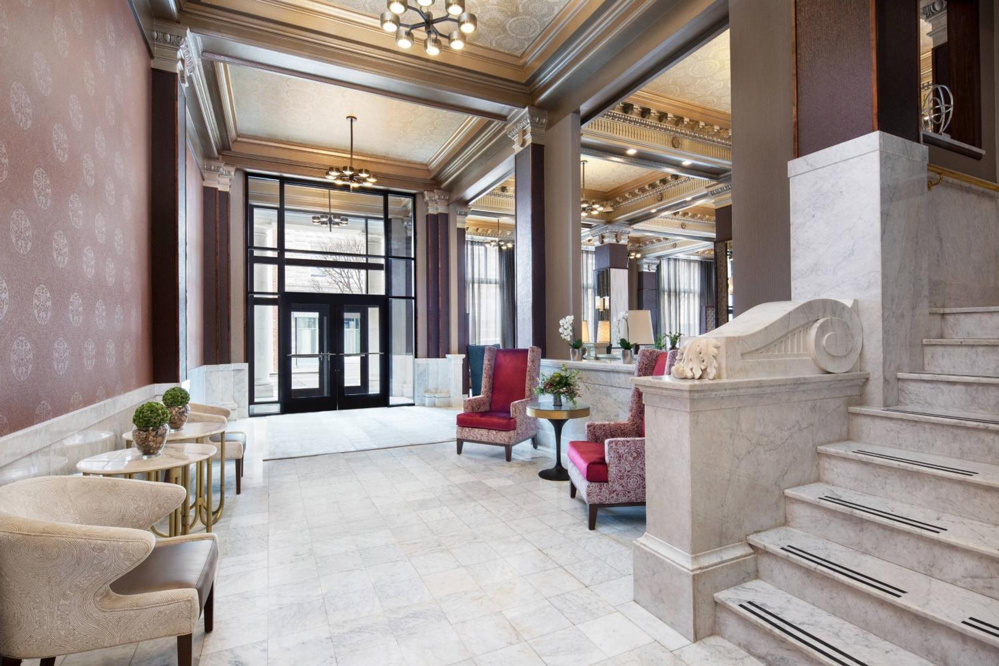 Courtyard By Marriott Cape Girardeau Downtown Hotell Exteriör bild